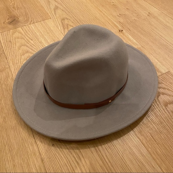 Free People 100% Wool Wide Brim Hat in Taupe color with Tan Band